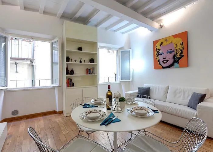 Central Duomo Apartment With Fast Wifi